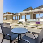 Yvis Boutique House
